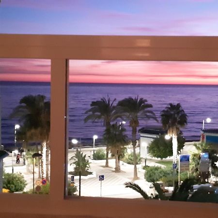 Torrox, Superbe Et Sur La Plage! Exteriör bild